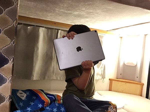 2018-09-22_22-43-40_603