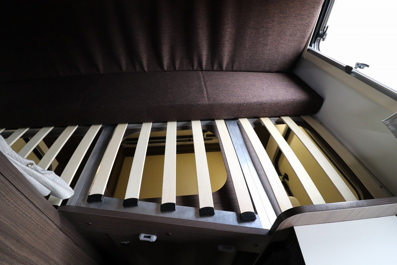 常設ダブルベッド