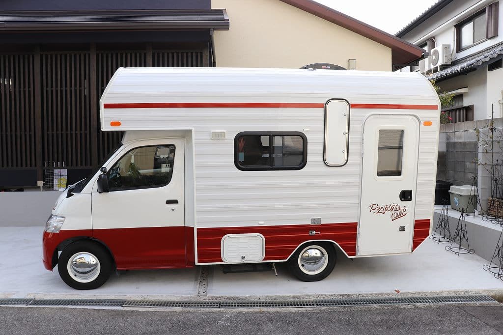 レジストロアウル